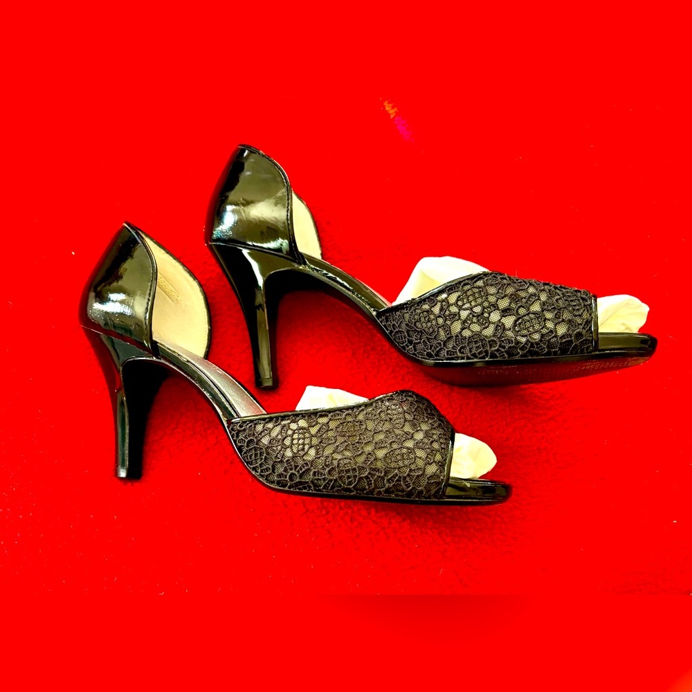 Liz Claiborne black patent and lace heels, size 6.5